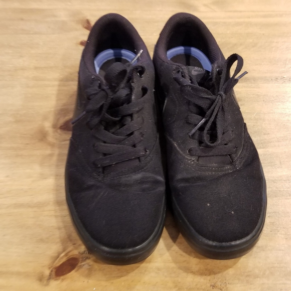 Nike SB Womens Shoes Size 8 Black Skater Skateboarding Uk Size 5.5 Sneaker - Picture 2 of 10